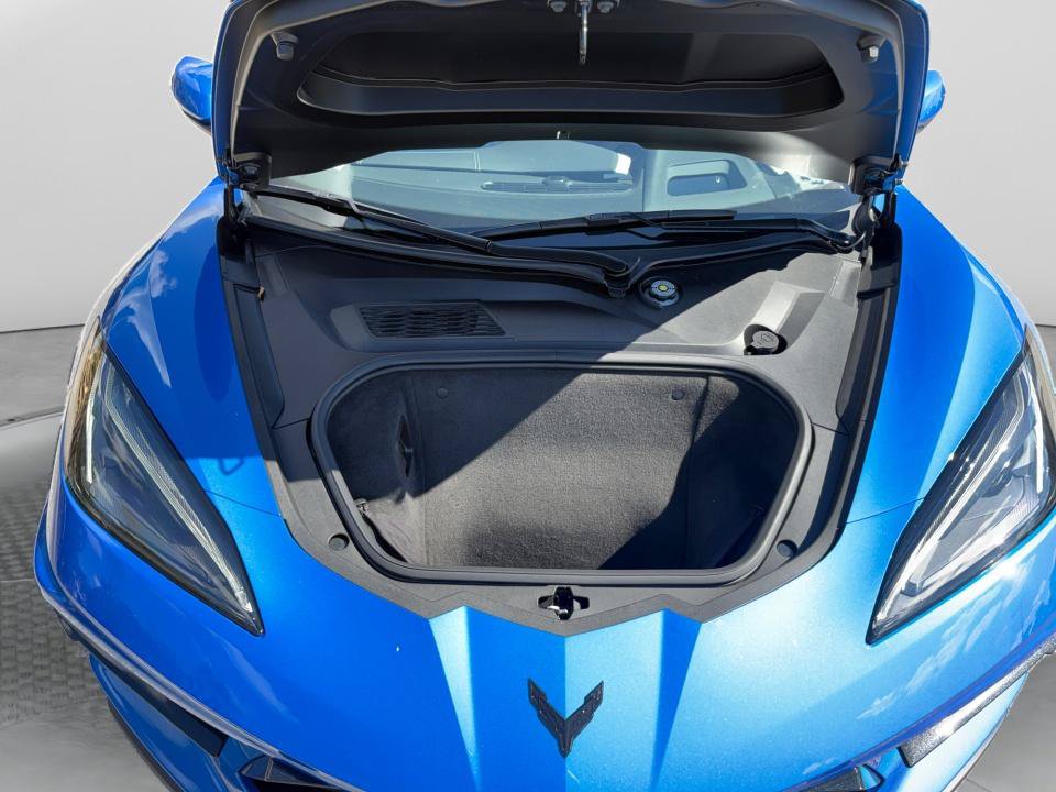 Used 2024 Chevrolet Corvette Stingray Preferred Cpe w/ Stealth Interior Trim Package RWD image 20