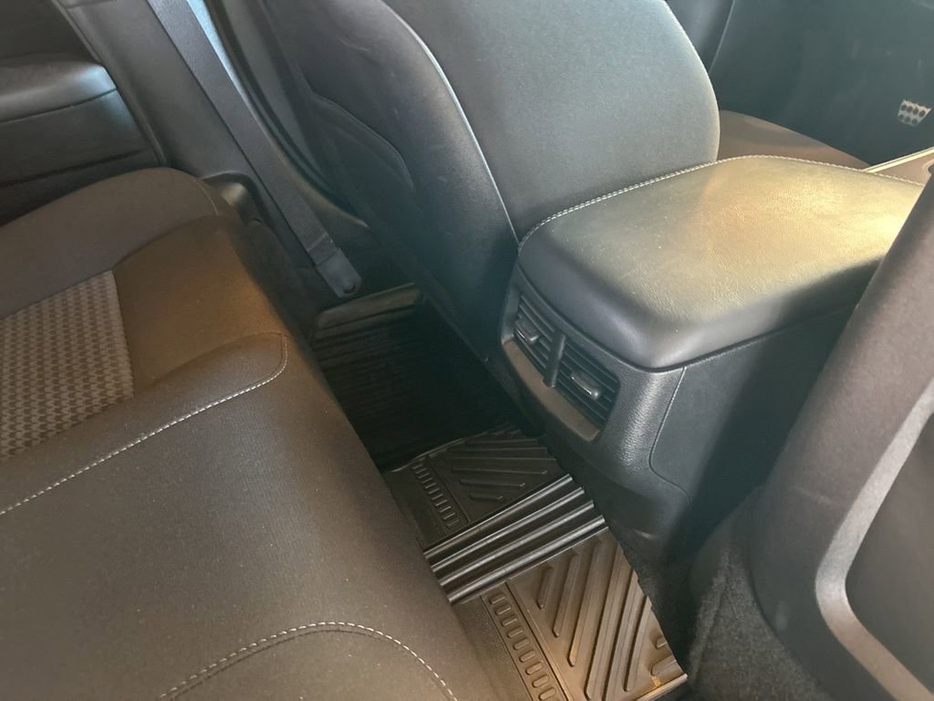 Used 2019 Dodge Challenger R/T w/ Performance Handling Group image 25