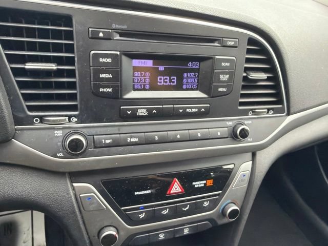 Used 2018 Hyundai Elantra SE FWD image 25