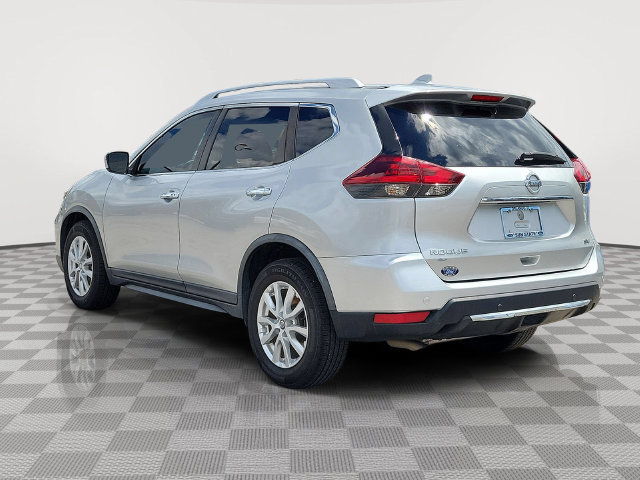 Used 2020 Nissan Rogue SV FWD image 5