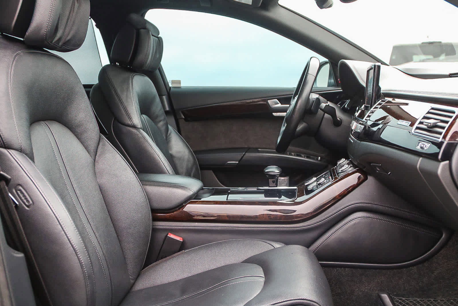 Used 2017 Audi A8 L 3.0T w/ Executive Package image 17