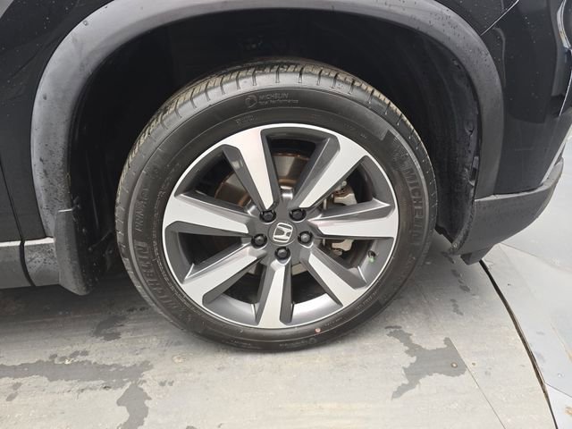 Used 2023 Honda Pilot Touring image 12
