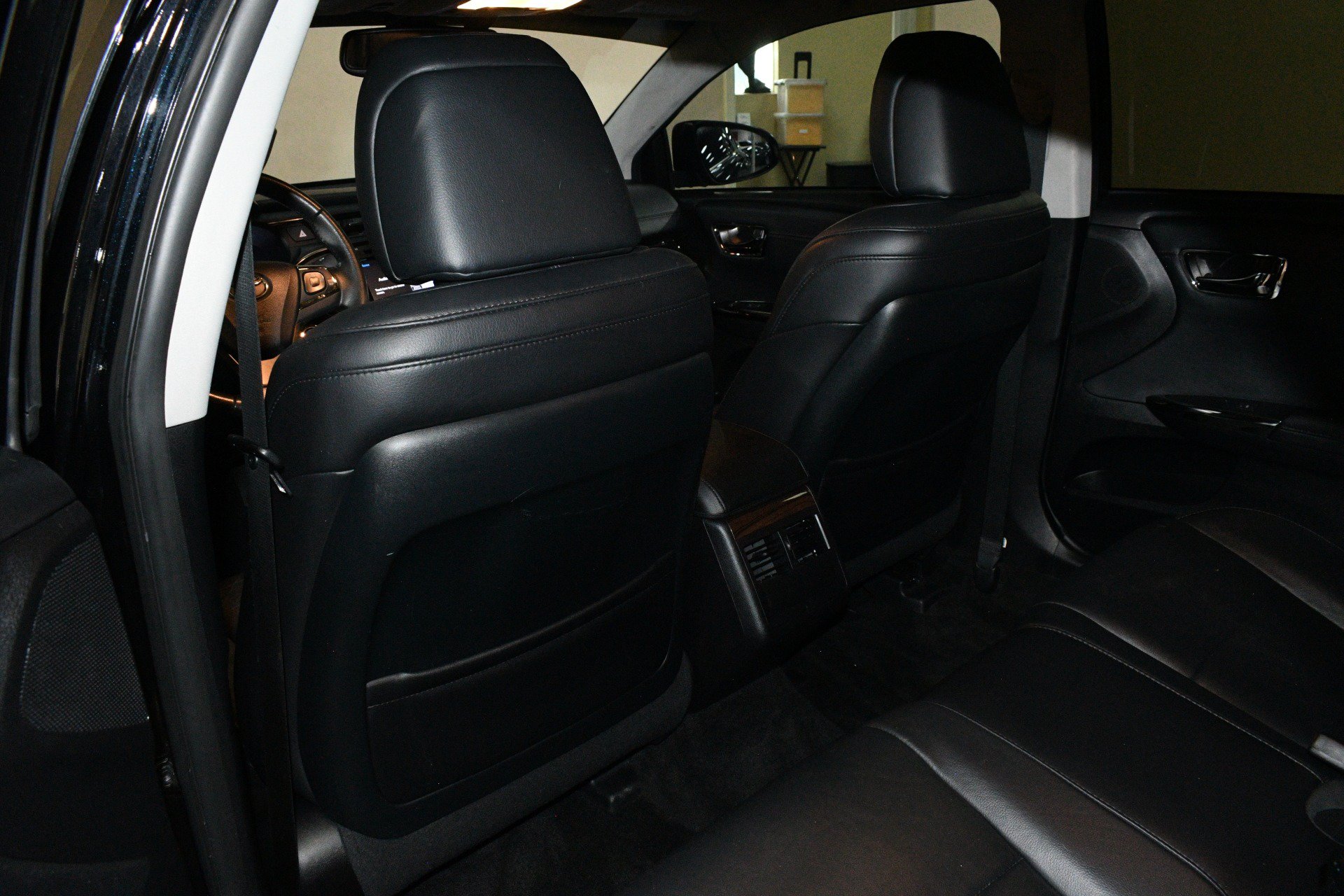 Used 2015 Toyota Avalon XLE Touring FWD image 15