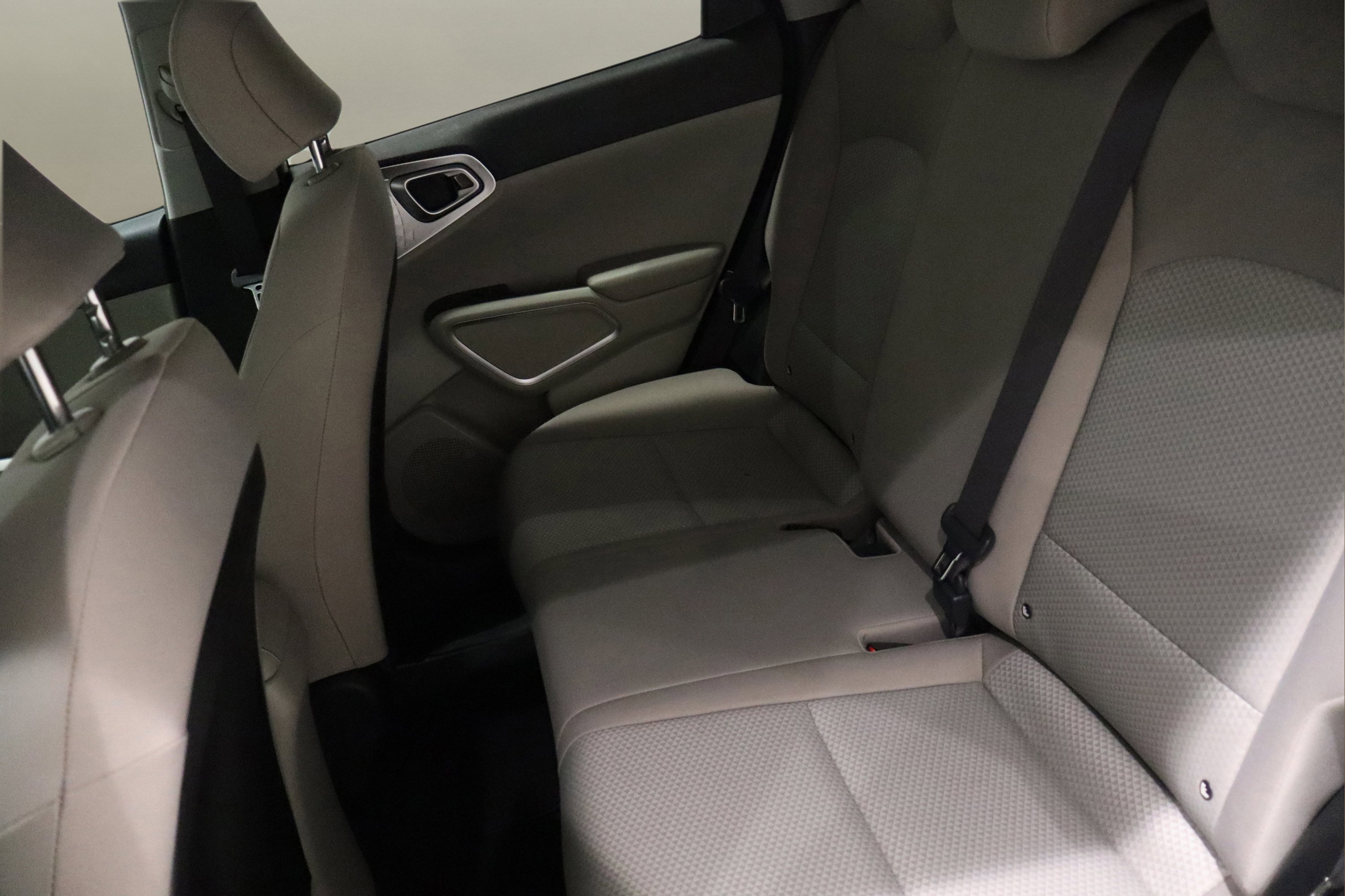 Used 2021 Kia Soul LX image 14