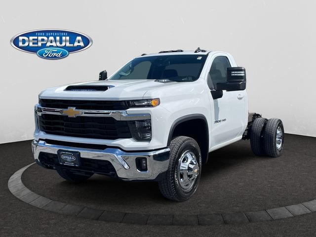 Used 2026 Chevrolet Silverado 3500 LT w/ Convenience Package