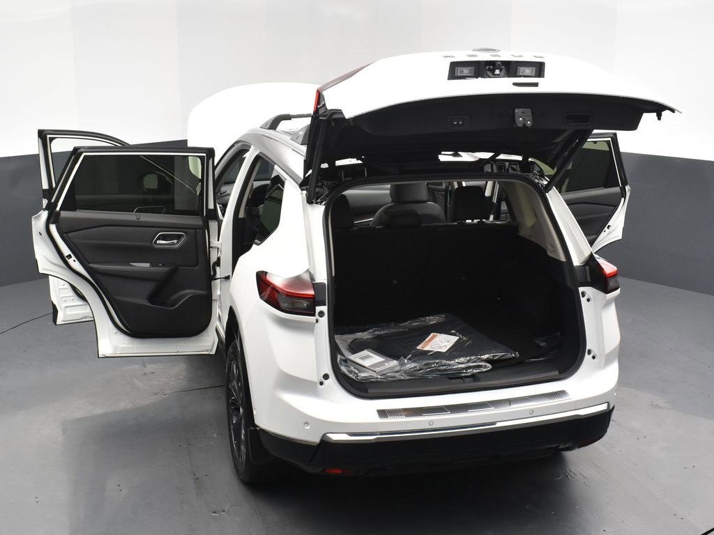 New 2026 Nissan Rogue Platinum image 32