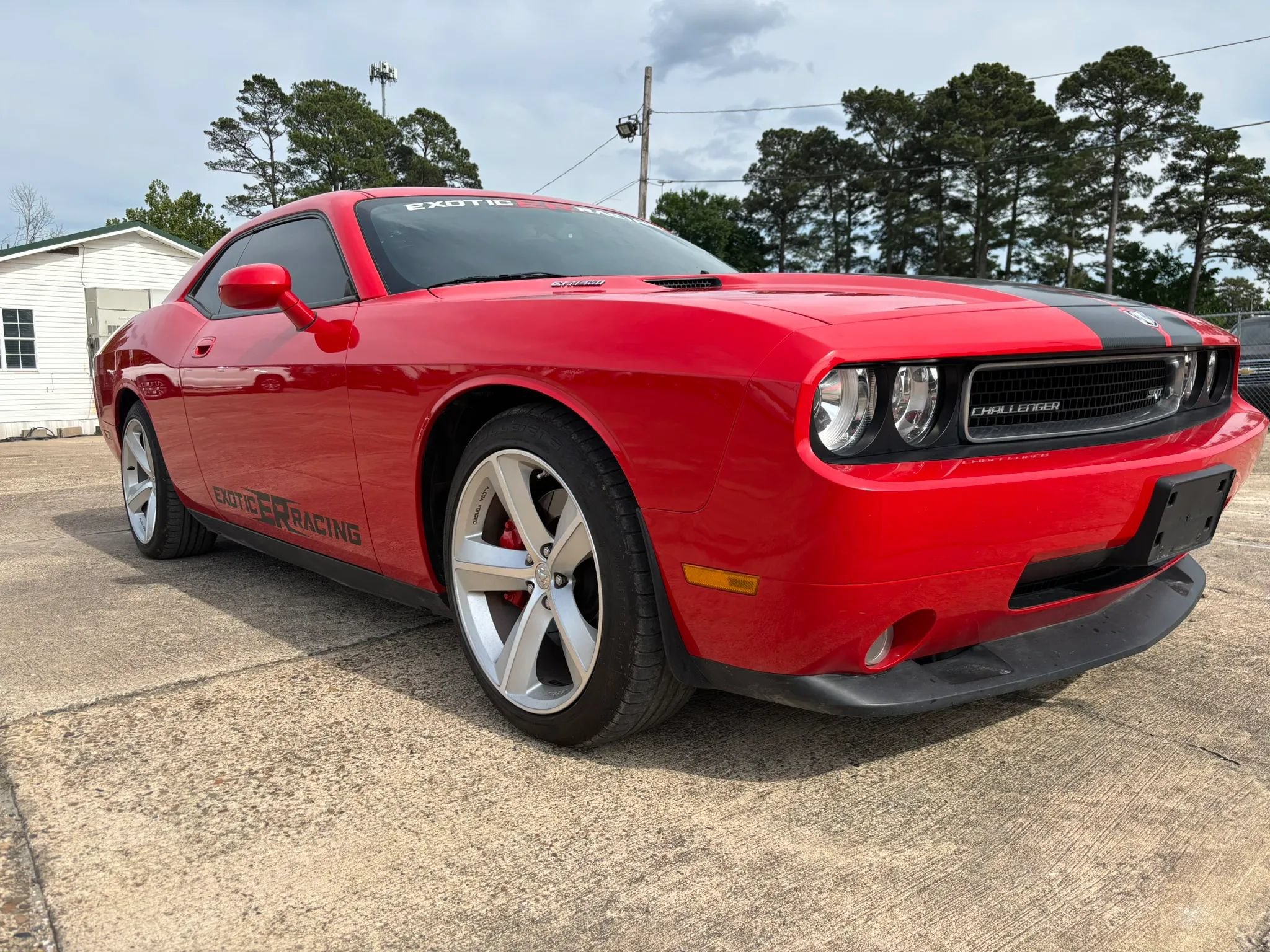 Used 2010 Dodge Challenger SRT8 w/ SRT Option Group II RWD image 9