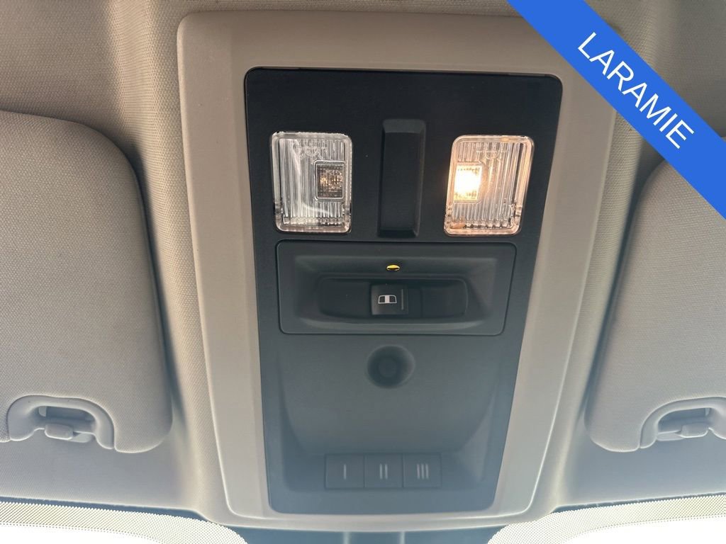Used 2018 RAM 2500 Laramie w/ Snow Chief Group AWD/4WD image 22