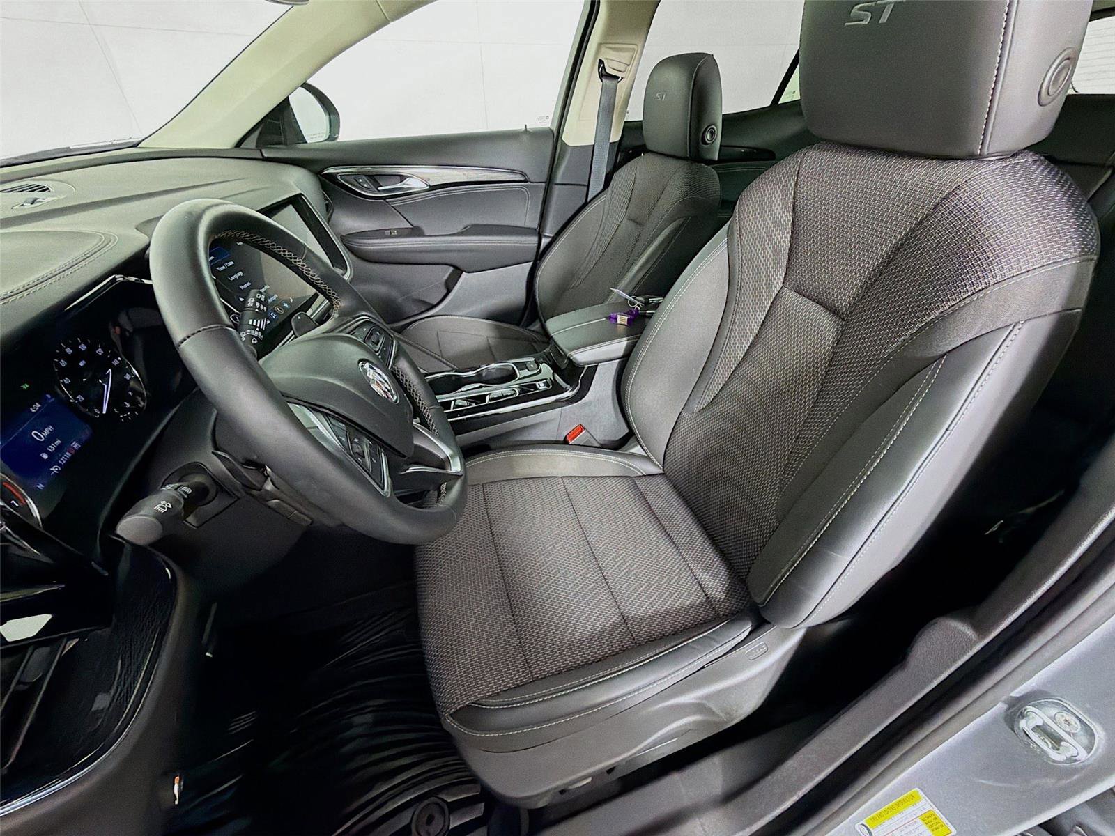 Used 2023 Buick Envision Preferred w/ Sport Touring Package image 11