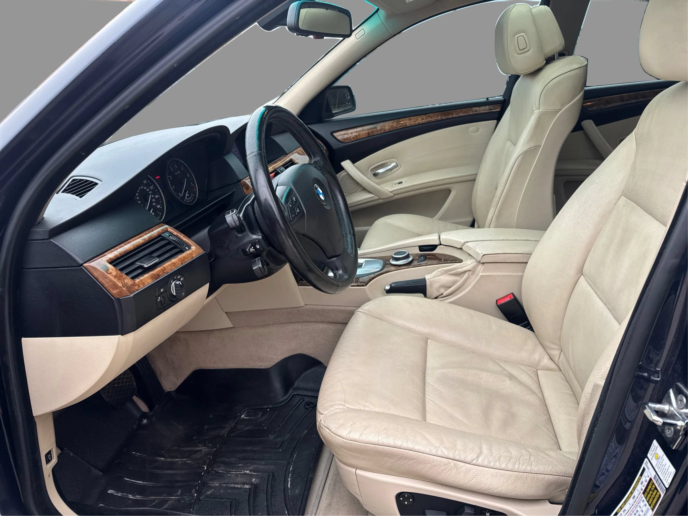 Used 2008 BMW 535xi Sedan AWD/4WD image 10