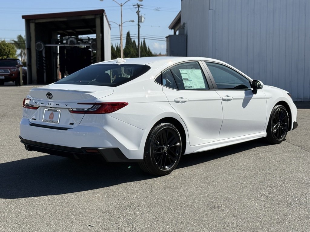 New 2026 Toyota Camry SE image 12