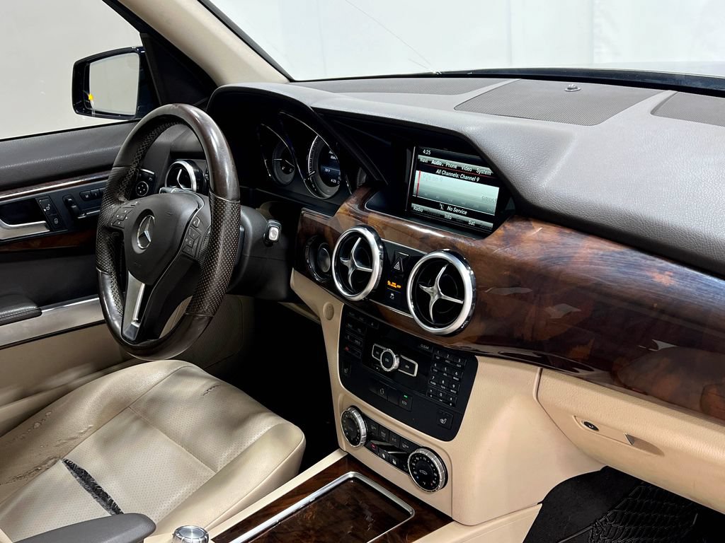 Used 2015 Mercedes-Benz GLK 350 4MATIC image 20