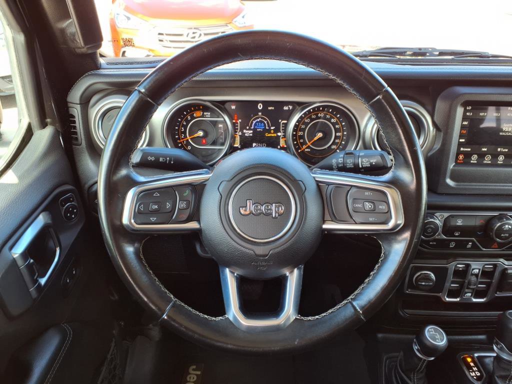 Used 2020 Jeep Wrangler Unlimited Sahara image 9