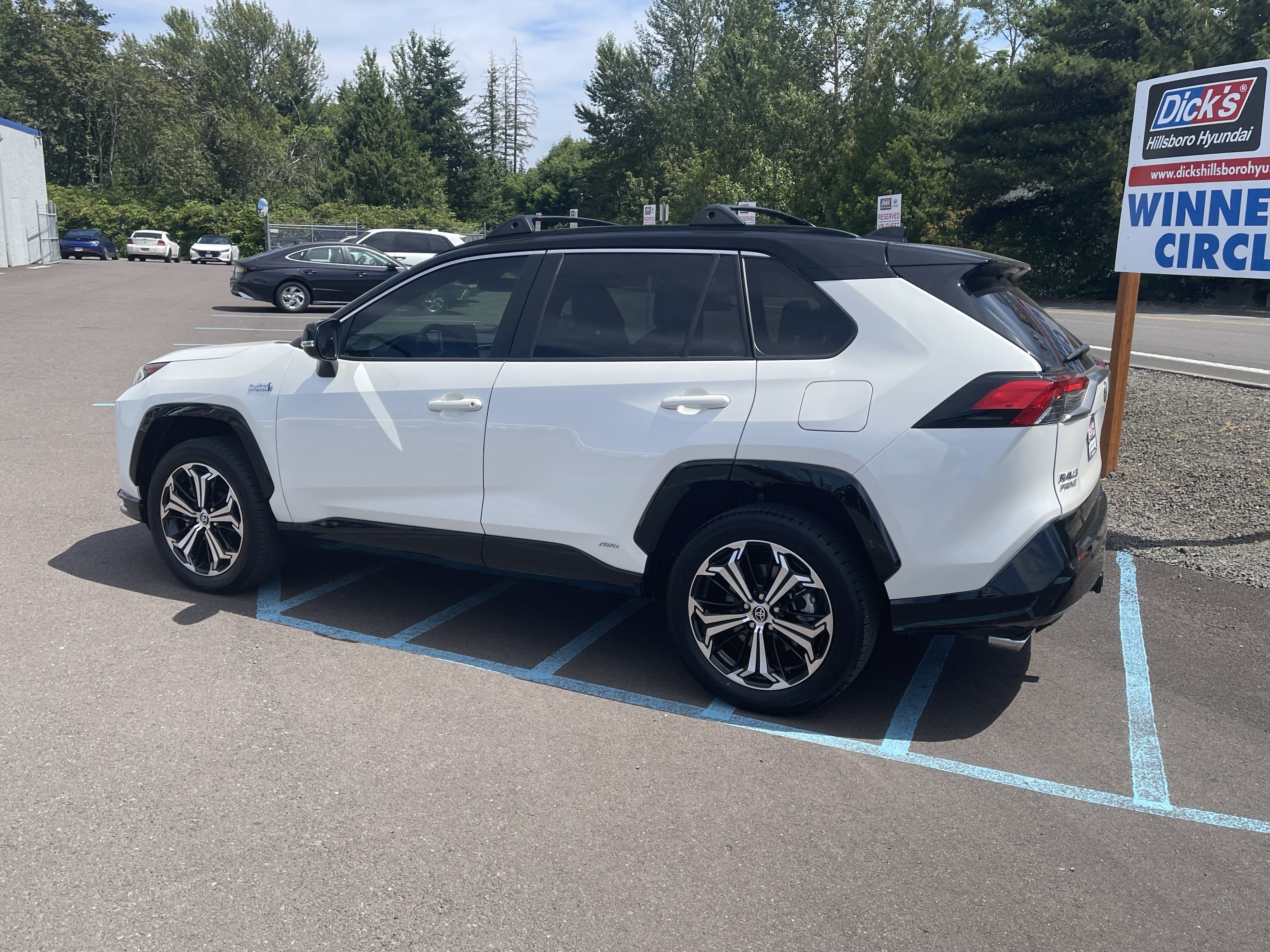 Used 2021 Toyota RAV4 XSE w/ Weather Package AWD/4WD image 3