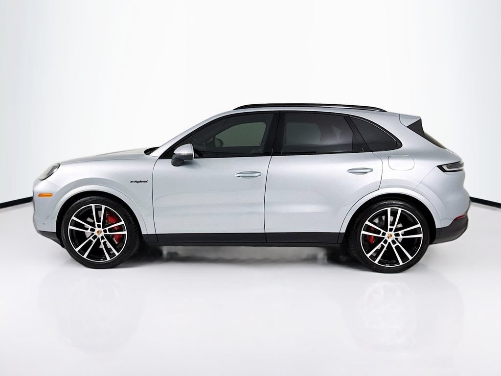 New 2026 Porsche Cayenne S AWD/4WD image 2