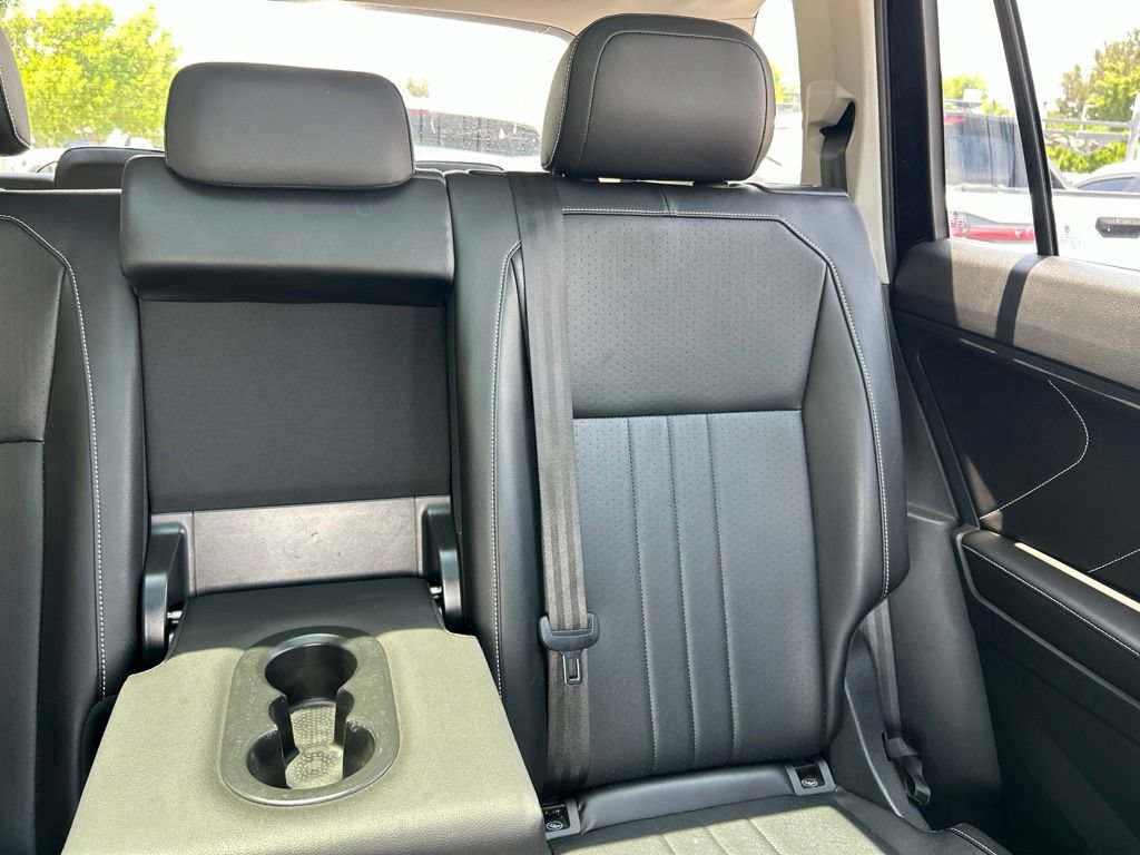 Used 2022 Volkswagen Tiguan SE FWD image 14