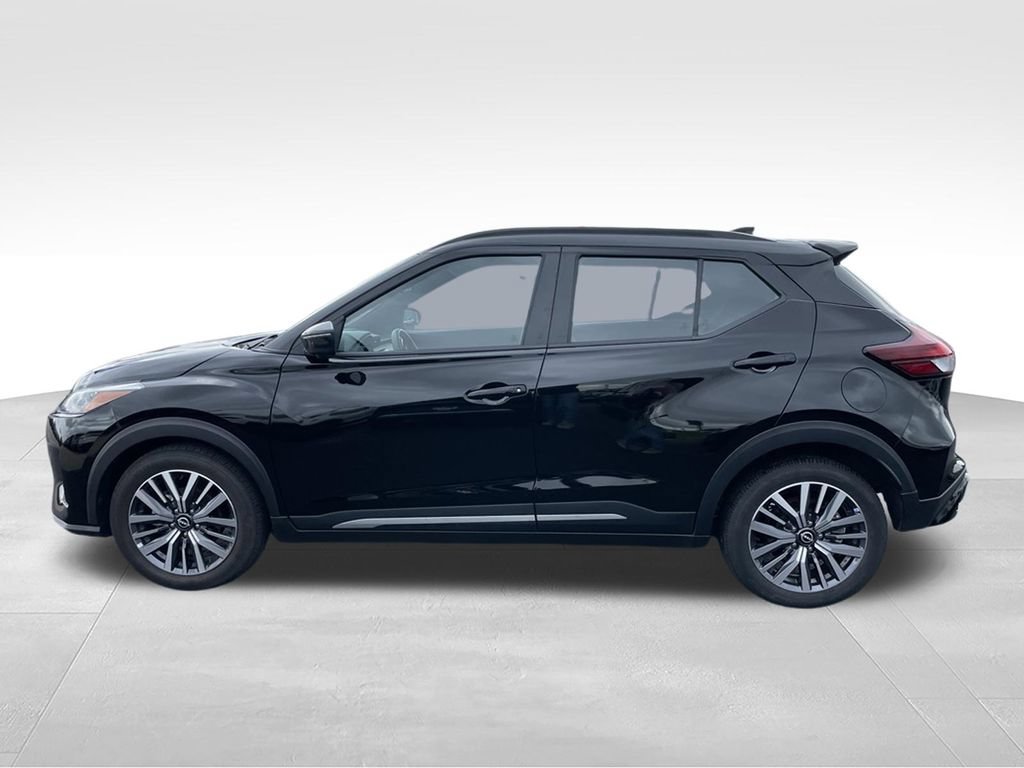 Used 2024 Nissan Kicks SR FWD image 28