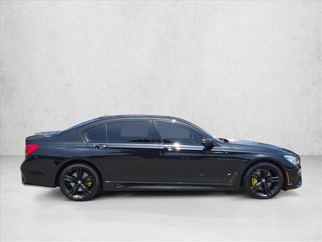 Used 2019 BMW 740i w/ M Sport Package RWD image 4
