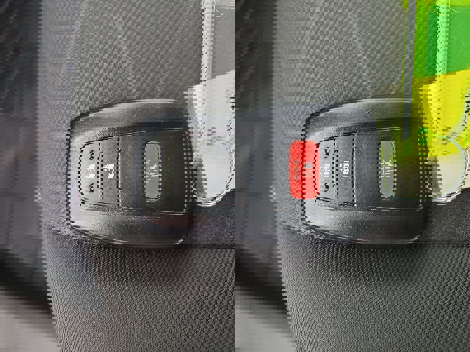 Used 2024 Toyota RAV4 XLE image 28