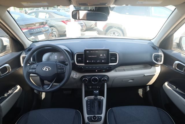 New 2026 Hyundai Venue SEL FWD image 12