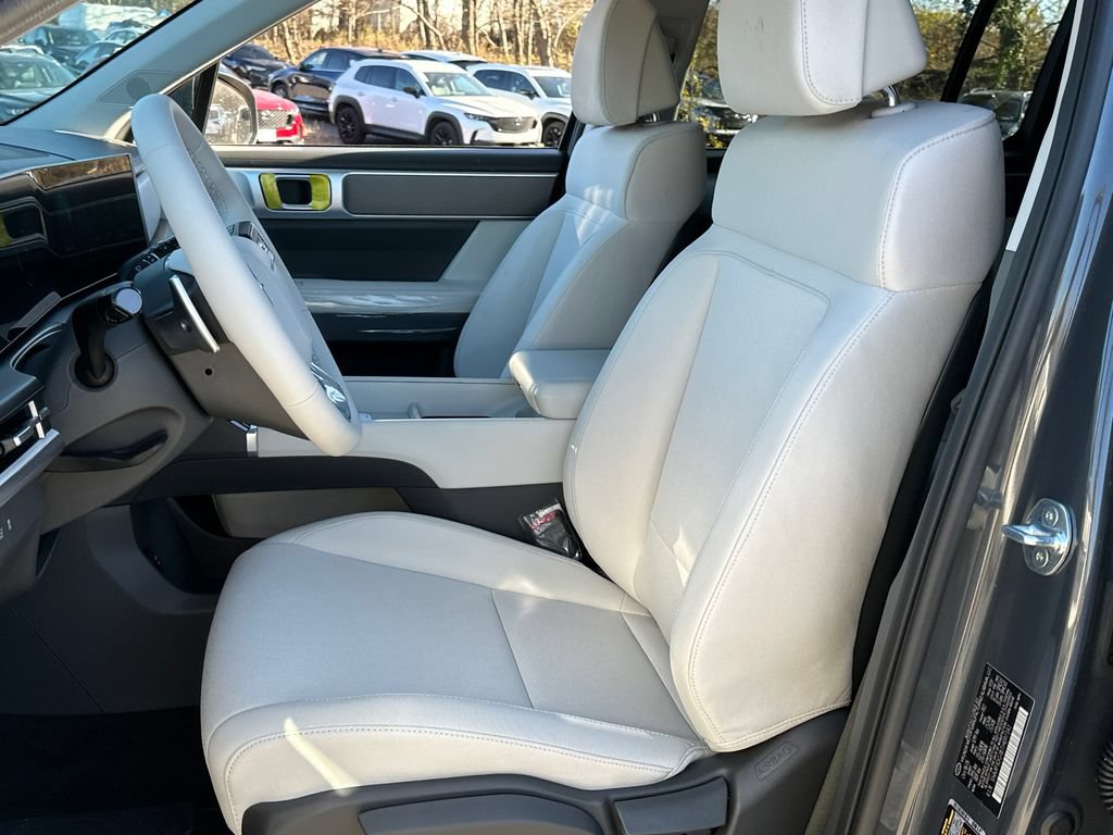 New 2026 Hyundai Santa Fe SE AWD/4WD image 6