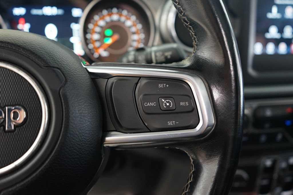 Used 2021 Jeep Wrangler Unlimited Sahara AWD/4WD image 29