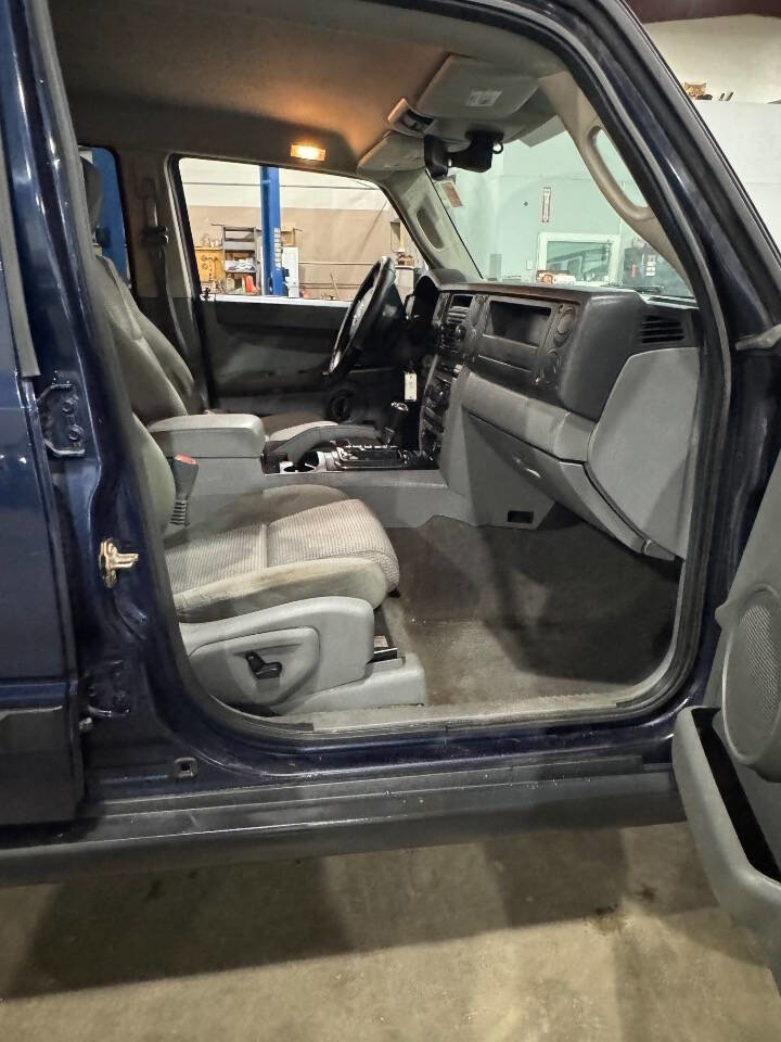 Used 2006 Jeep Commander 4WD image 15