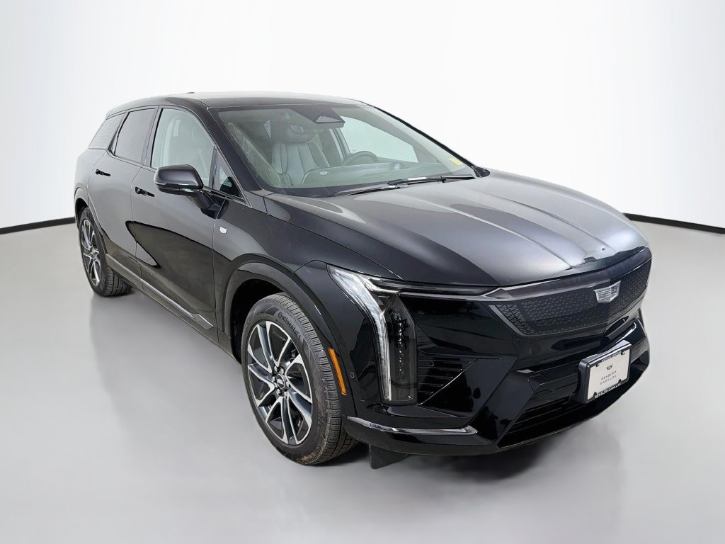 New 2026 Cadillac Optiq Sport 1 w/ LPO, Floor Liner Package AWD/4WD image 4