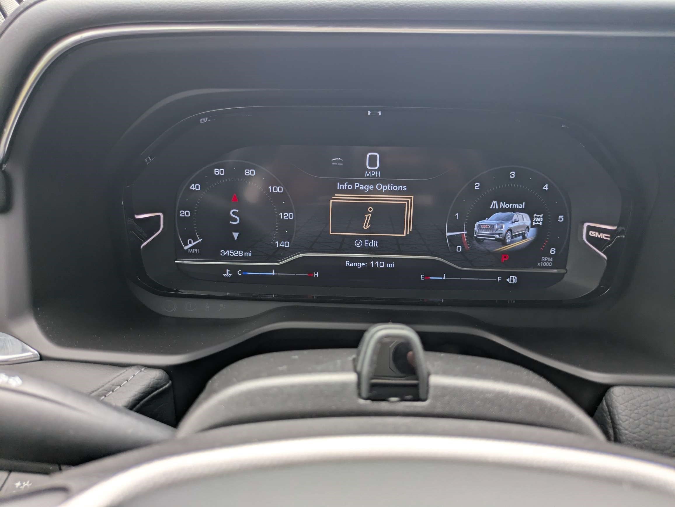 Used 2024 GMC Yukon Denali w/ Advanced Technology Package AWD/4WD image 35