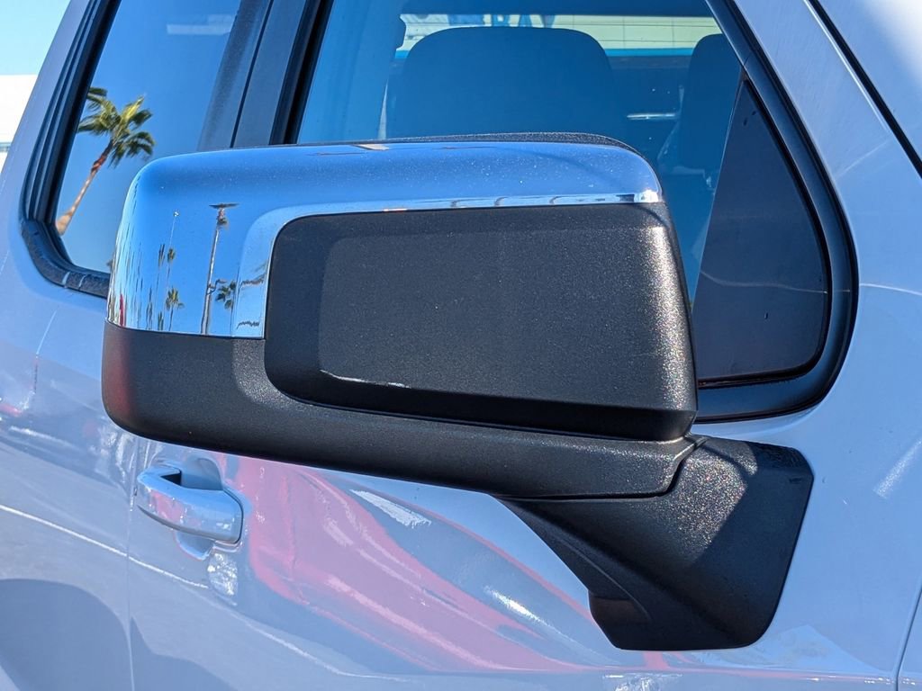 Used 2025 Chevrolet Silverado 1500 LT image 12