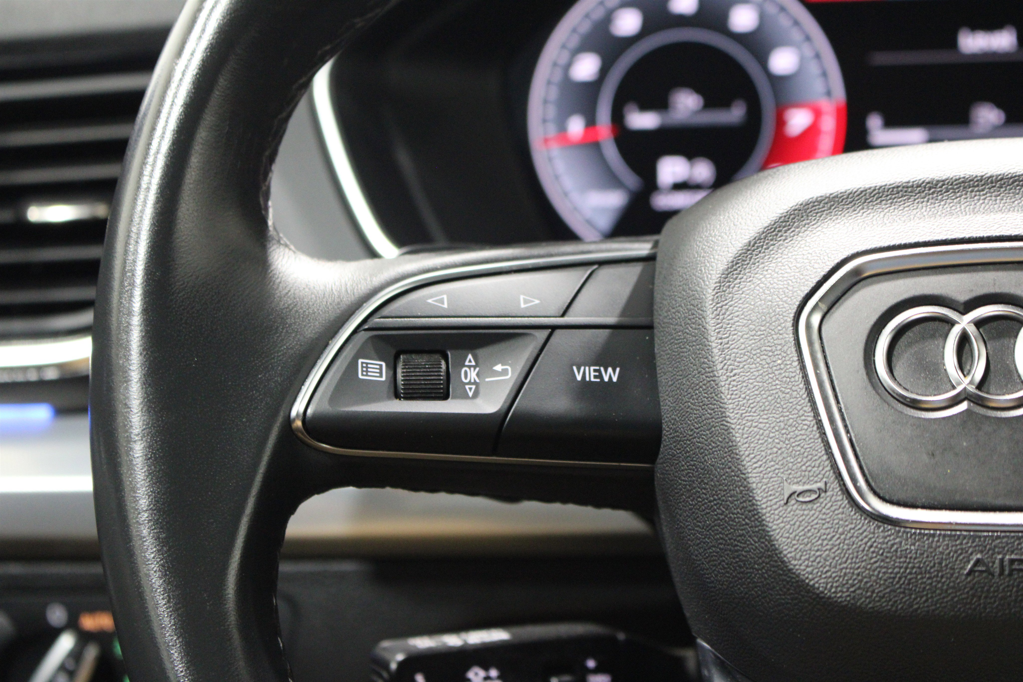 Used 2021 Audi Q5 Prestige w/ Prestige Package image 12