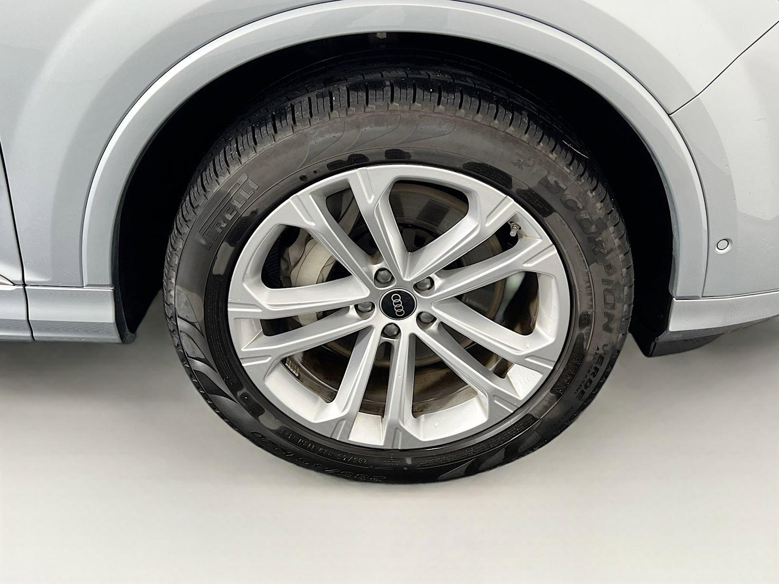 Used 2025 Audi Q7 3.0T Premium Plus image 35