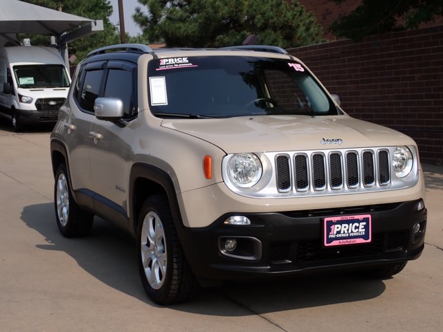 Used 2015 Jeep Renegade Limited w/ Trailer Tow Group AWD/4WD image 6