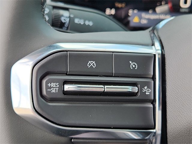 New 2025 GMC Canyon Elevation w/ Convenience Package image 16