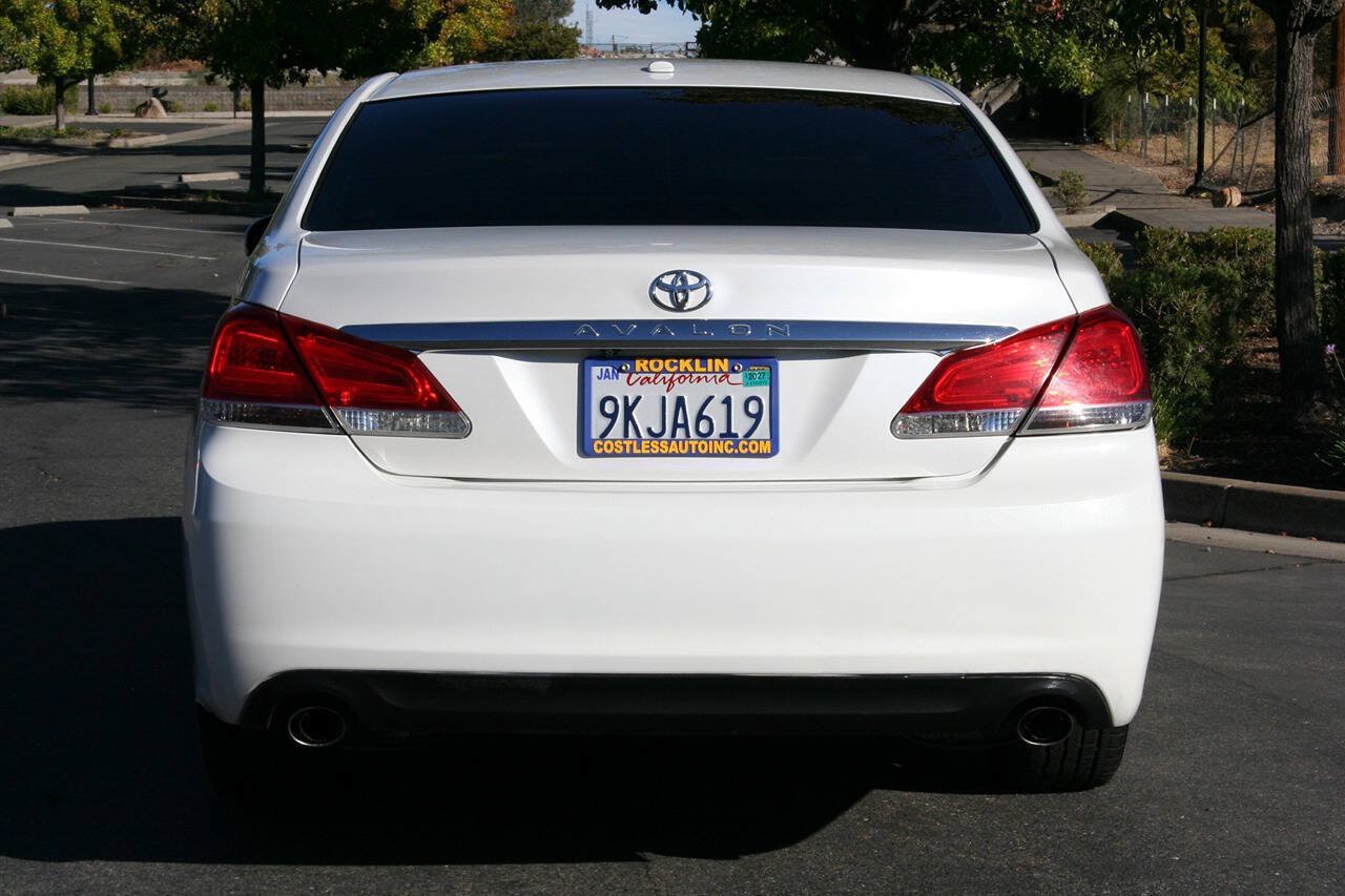 Used 2011 Toyota Avalon FWD image 5