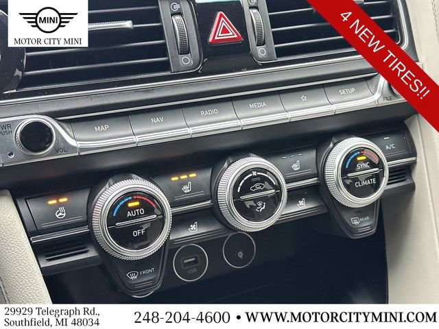 Used 2022 Genesis G70 3.3T w/ Sport Advanced Package image 34