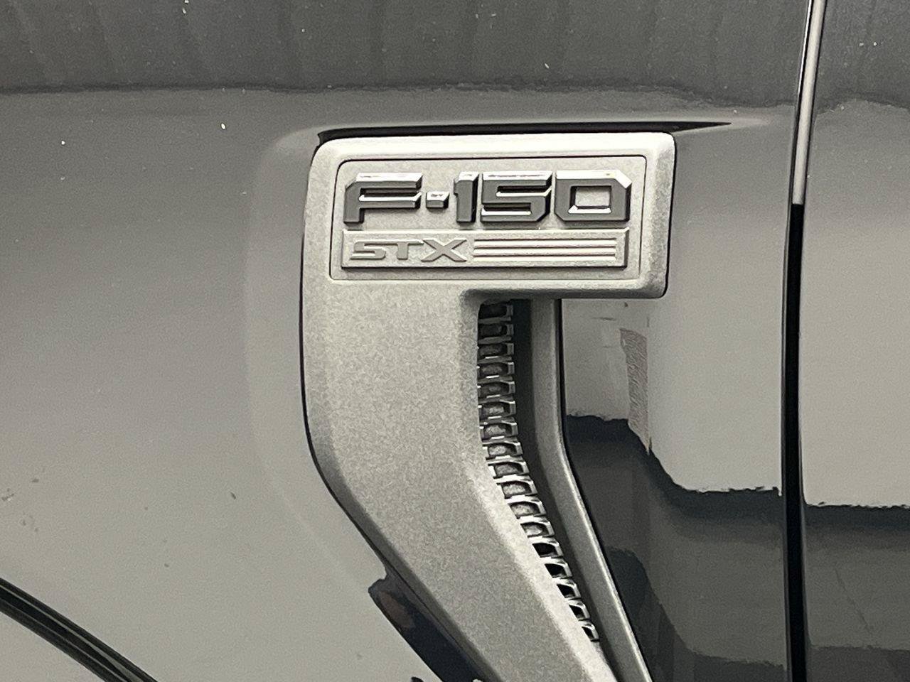 Certified 2024 Ford F150 STX w/ Equipment Group 201A FX4 AWD/4WD image 29