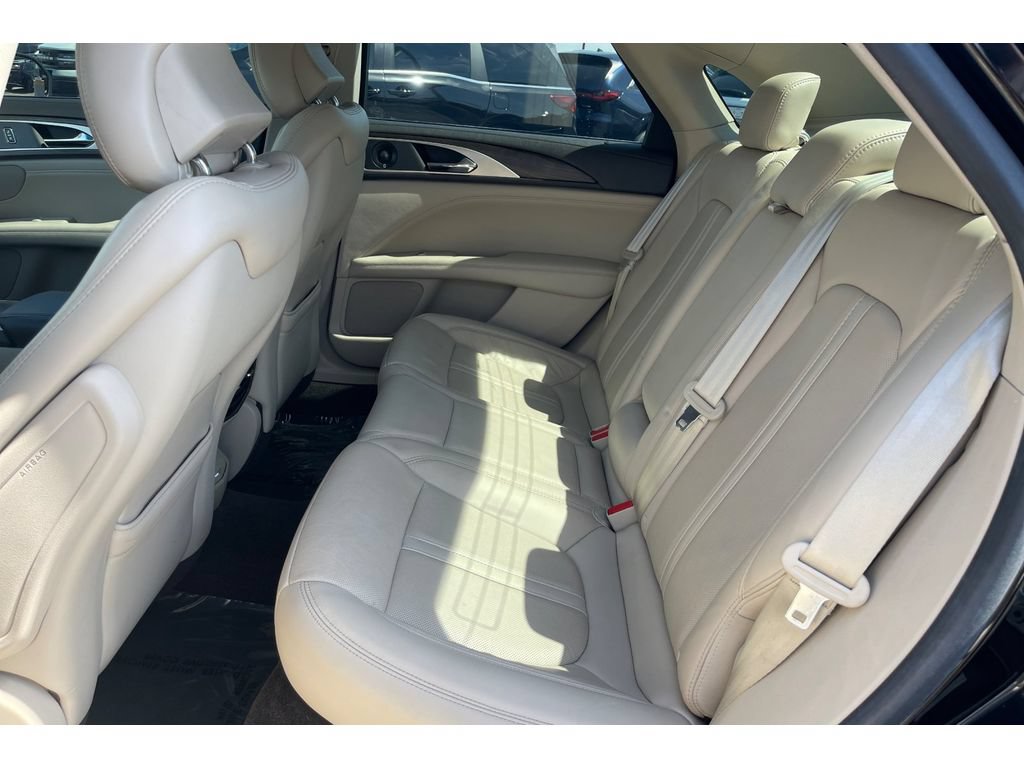 Used 2018 Lincoln MKZ Reserve FWD image 15