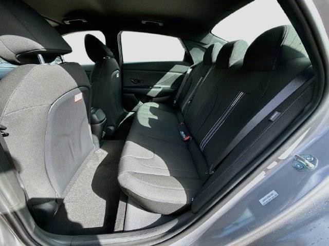 Certified 2026 Hyundai Elantra Sport FWD image 24