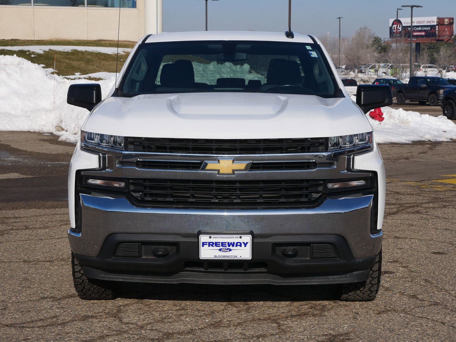 Used 2022 Chevrolet Silverado 1500 LT image 11
