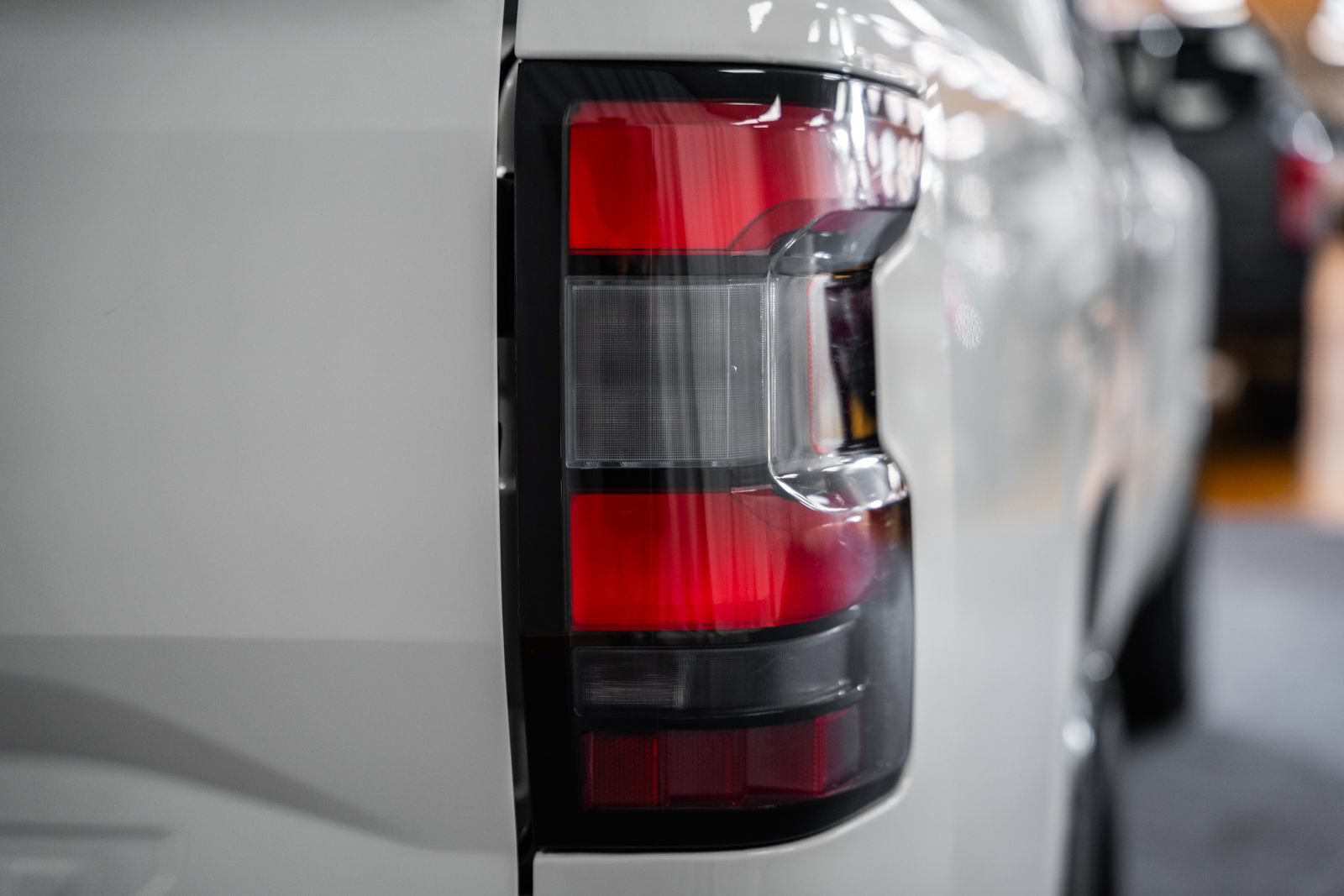 Used 2025 Nissan Frontier SV RWD image 6
