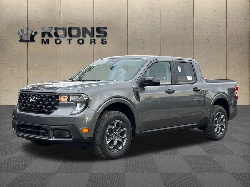 New 2025 Ford Maverick XLT w/ Equipment Group 301A