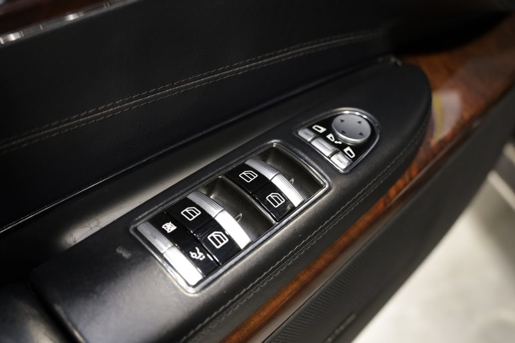 Used 2013 Mercedes-Benz CL 550 4MATIC image 11
