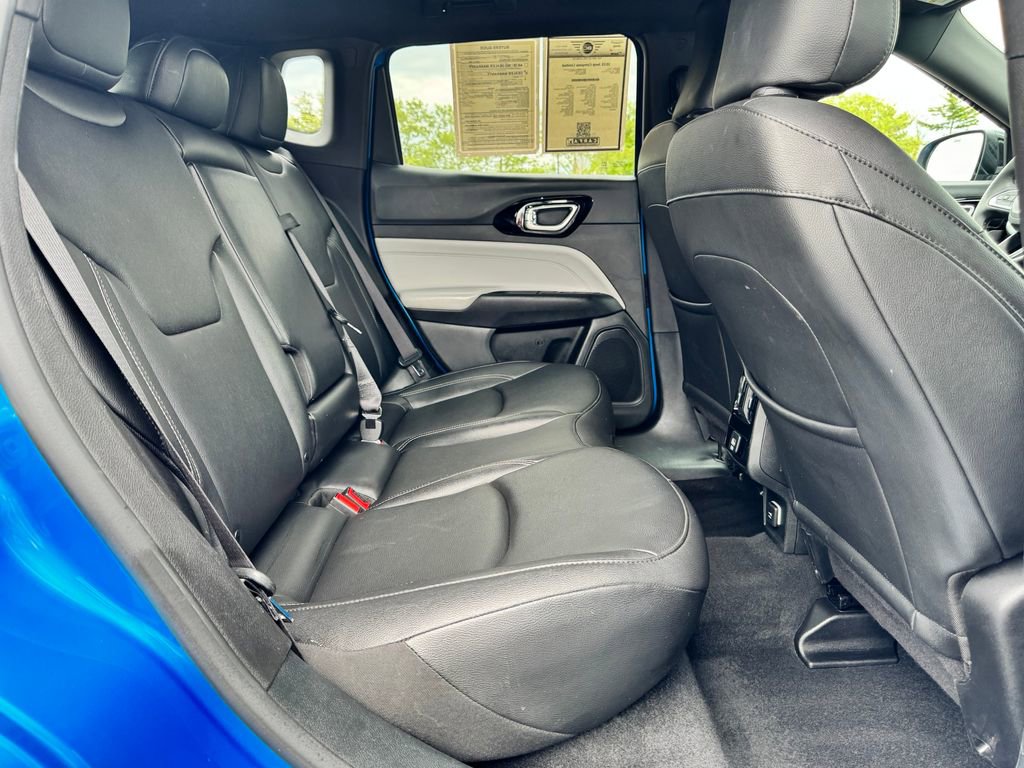Used 2025 Jeep Compass Limited AWD/4WD image 14