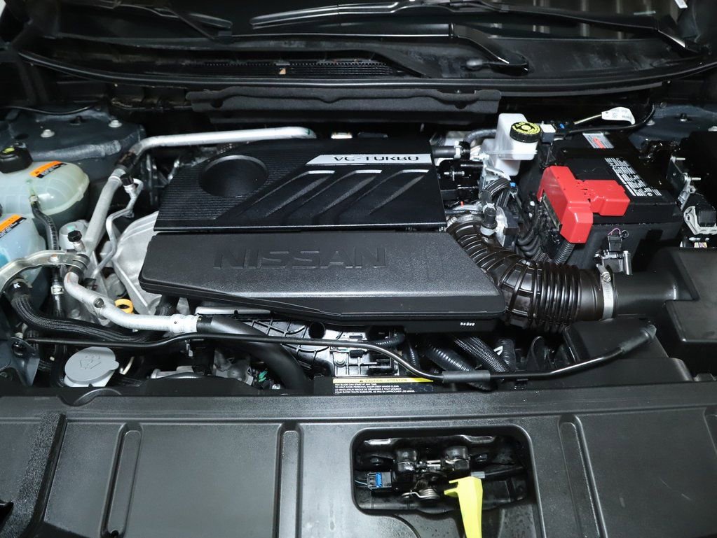 Used 2025 Nissan Rogue SV image 34