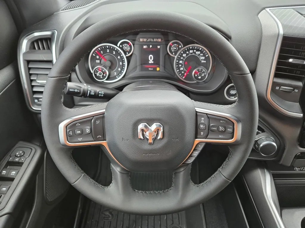 New 2026 RAM 1500 Big Horn AWD/4WD image 14