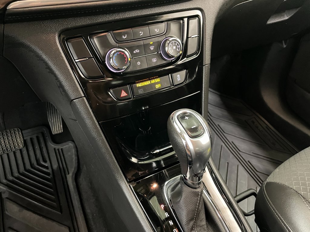 Certified 2022 Buick Encore Preferred w/ Safety Package image 29