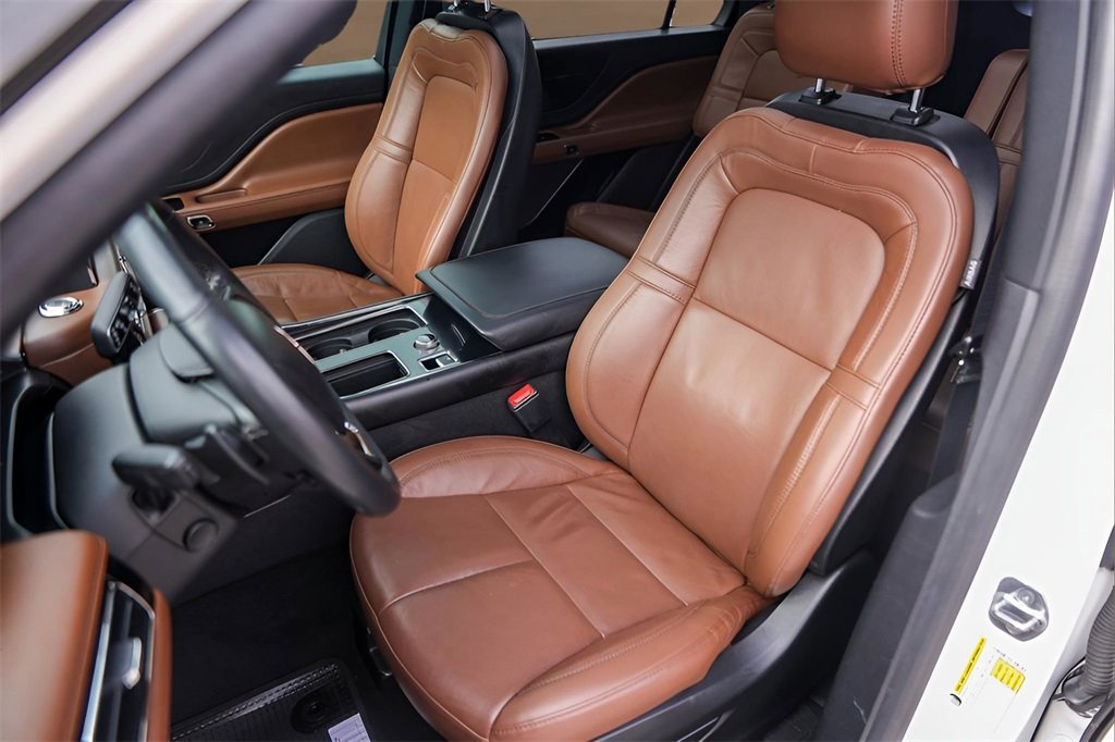 Used 2022 Lincoln Aviator Reserve w/ Equipment Group 201A image 7