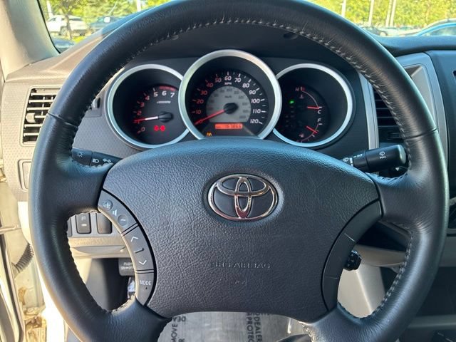 Used 2008 Toyota Tacoma 4x4 Access Cab V6 w/ TRD Off-Road Pkg #2 image 20