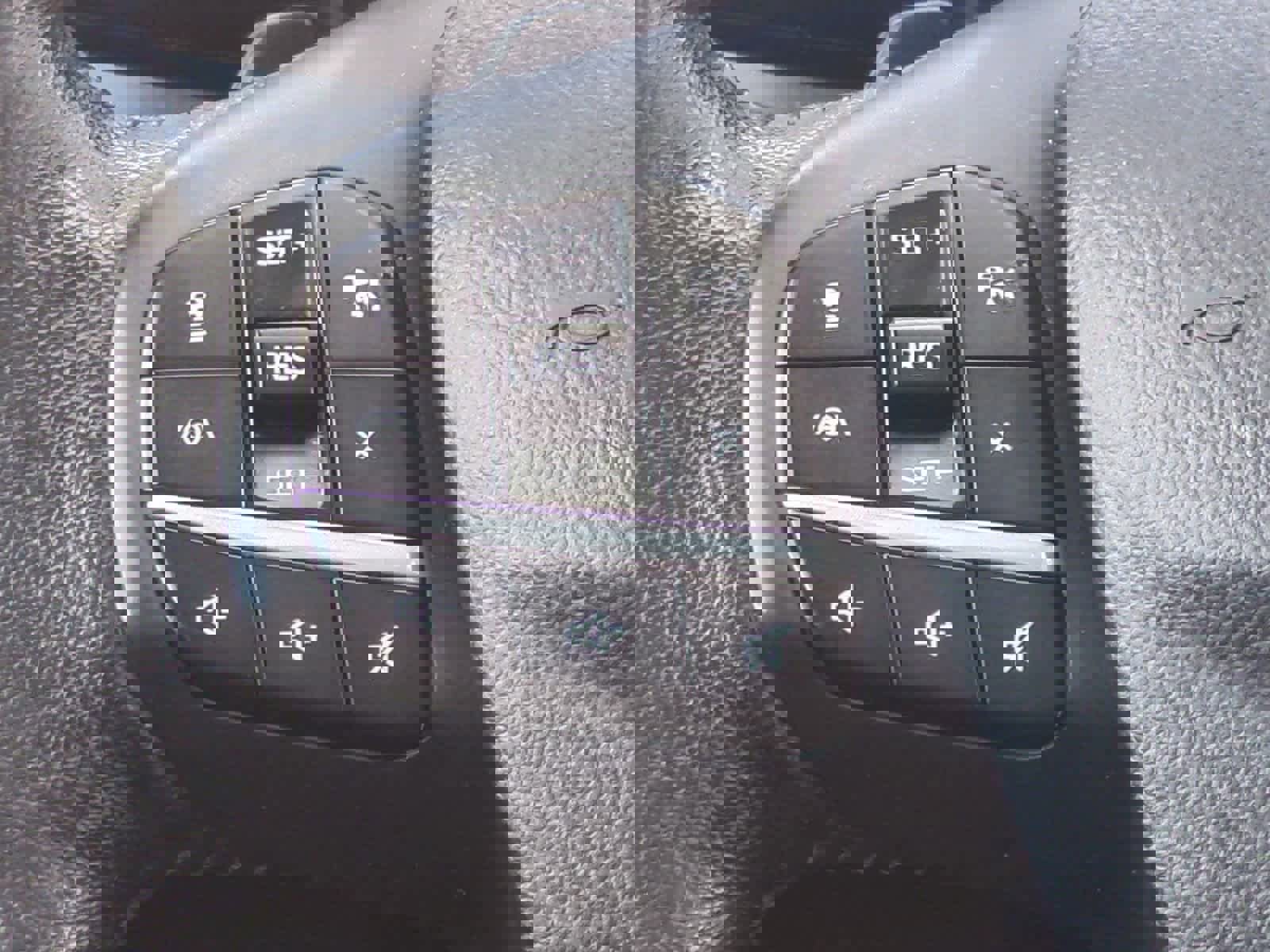 Used 2020 Ford Escape Titanium image 25